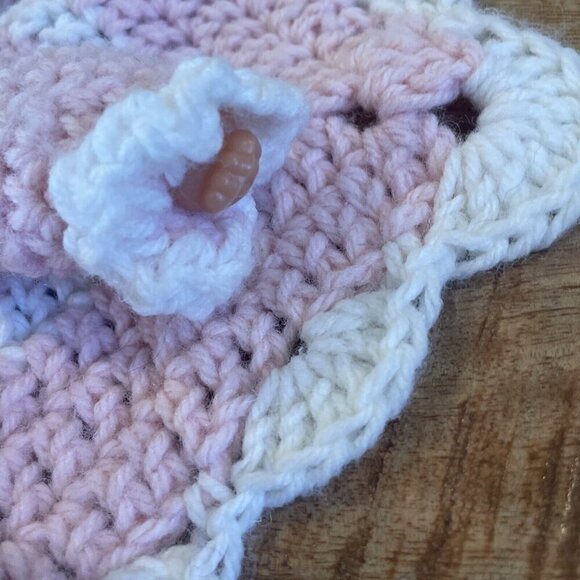 Vintage Crocheted Baby Doll In Blanket Pink and White Rubber Face Hands - Picture 4 of 7
